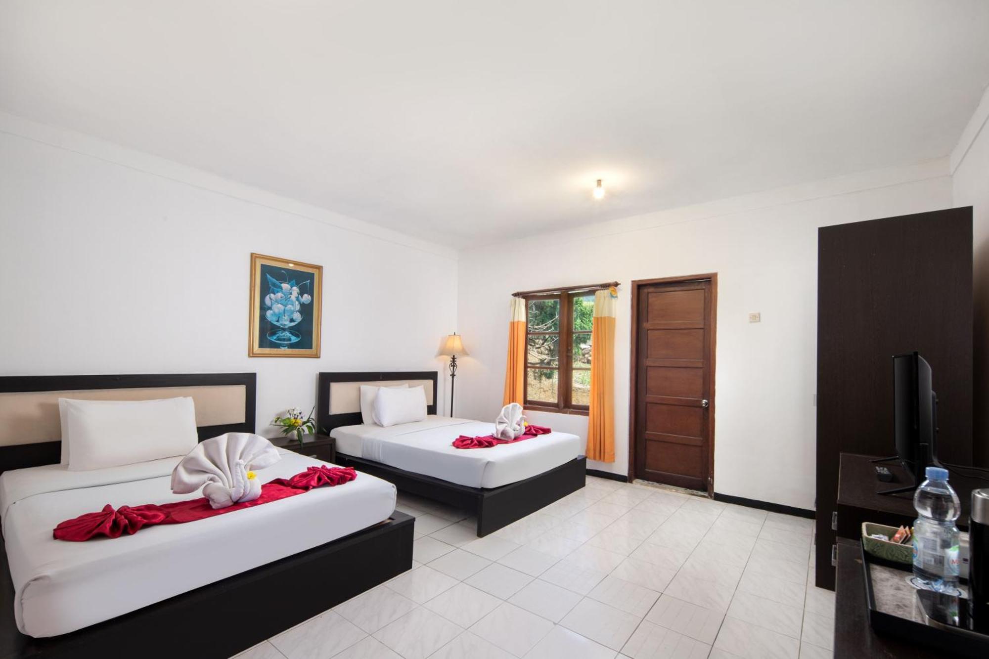 Royal Hotel And Villas Trawas Εξωτερικό φωτογραφία