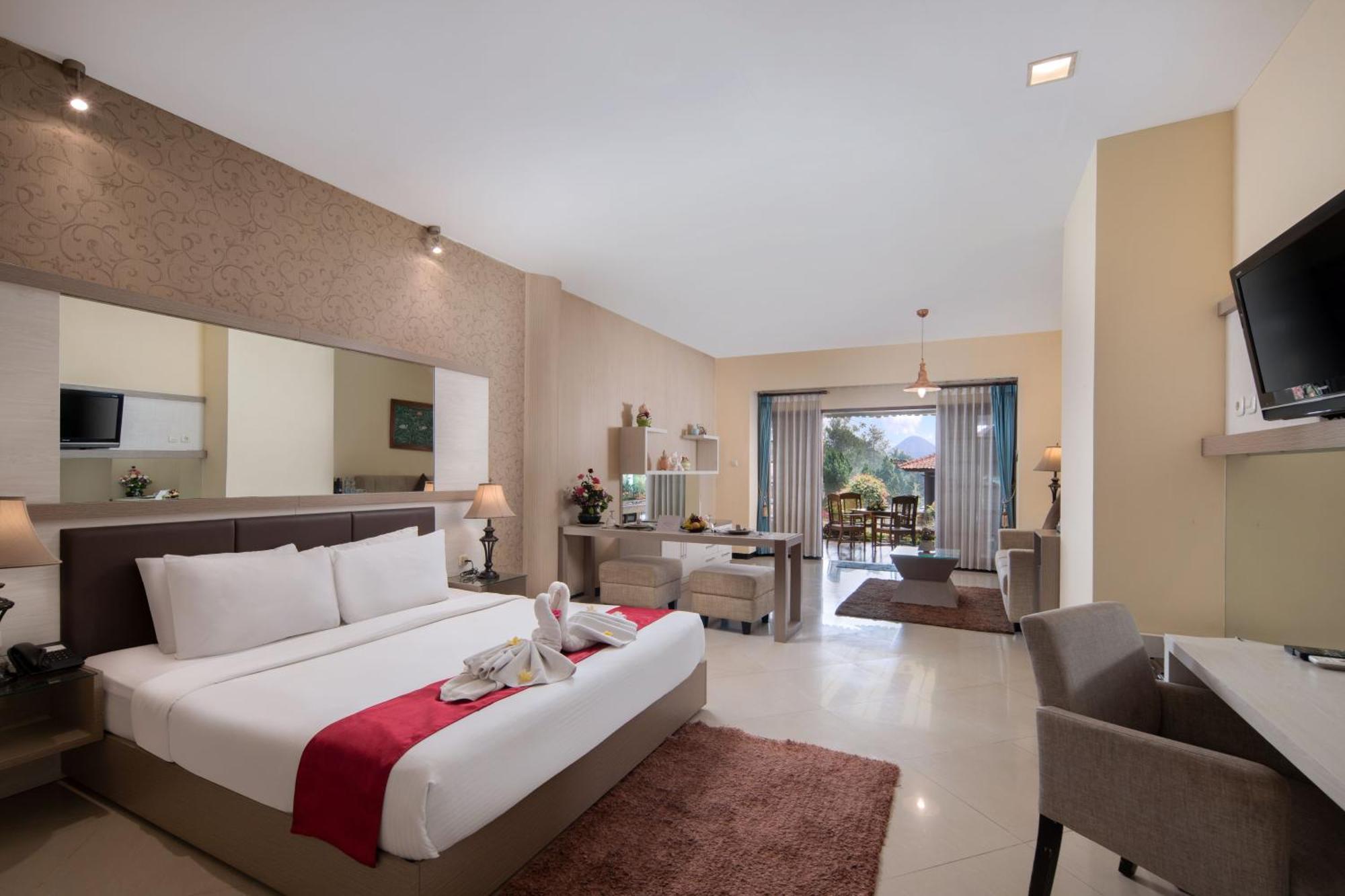 Royal Hotel And Villas Trawas Εξωτερικό φωτογραφία