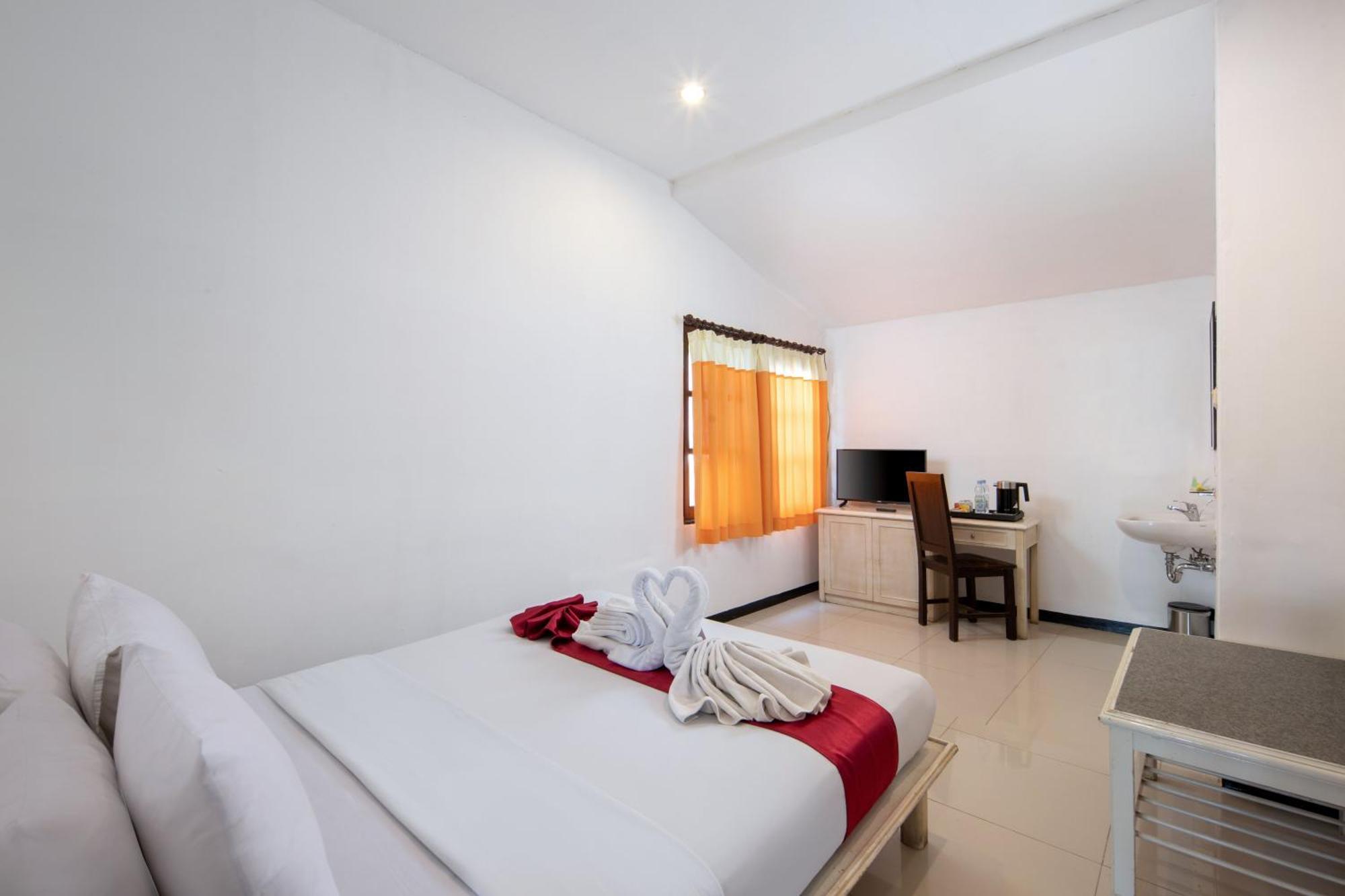 Royal Hotel And Villas Trawas Εξωτερικό φωτογραφία